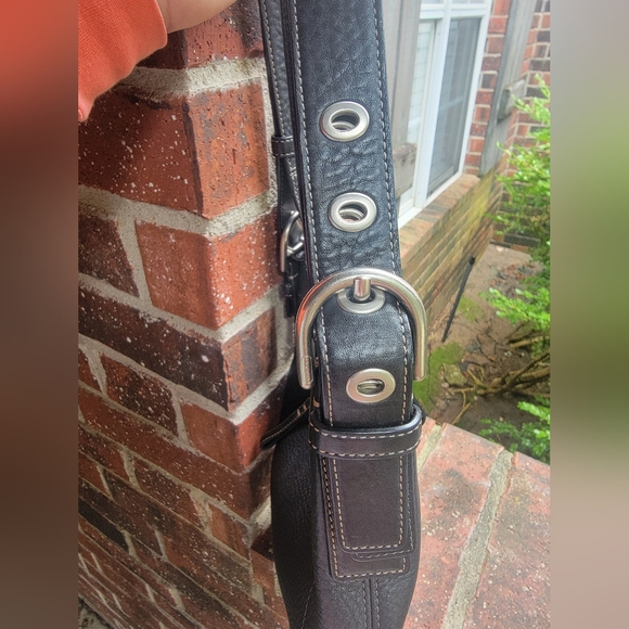 COACH Legacy Vintage Black Pebbled Leather Shoulder Bag VTG - Picture 4 of 8